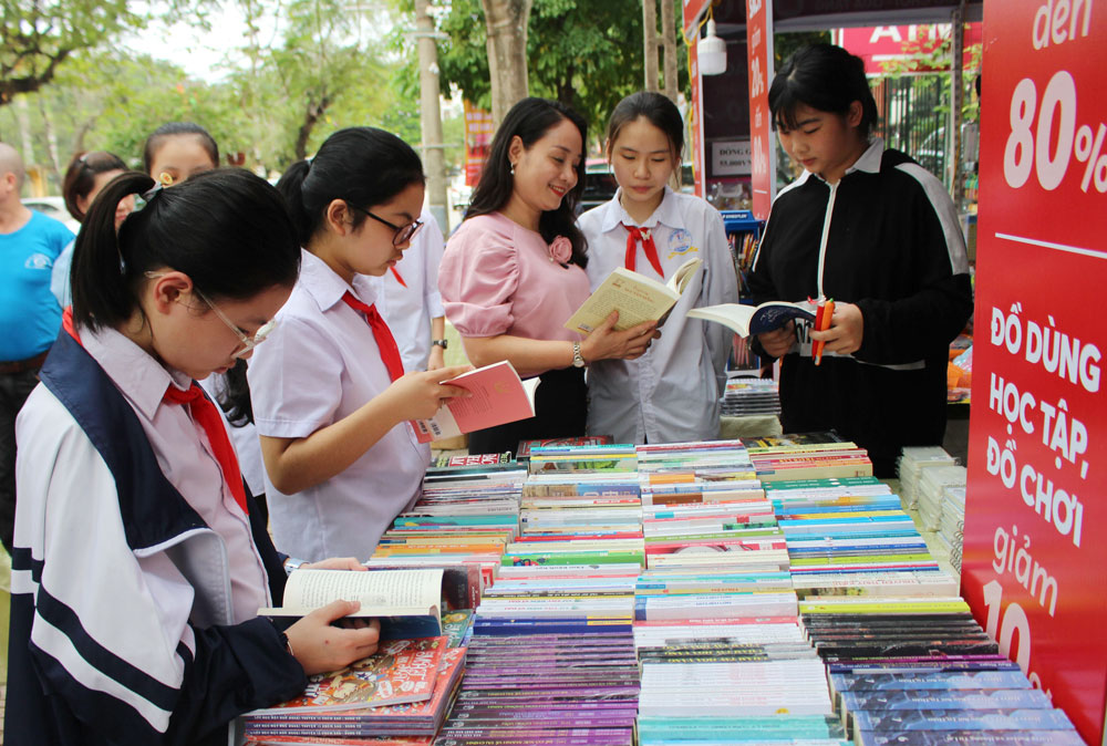 Tổ chức hoạt động hưởng ứng ngày Sách và văn hóa đọc Việt Nam lần thứ nhất năm 2022
